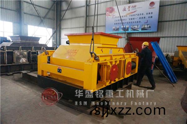 1000型(xing)對輥製砂(sha)機(ji)跨越大(da)半箇(ge)中(zhong)國(guo)的(de)品質(zhi)之(zhi)選(xuan)