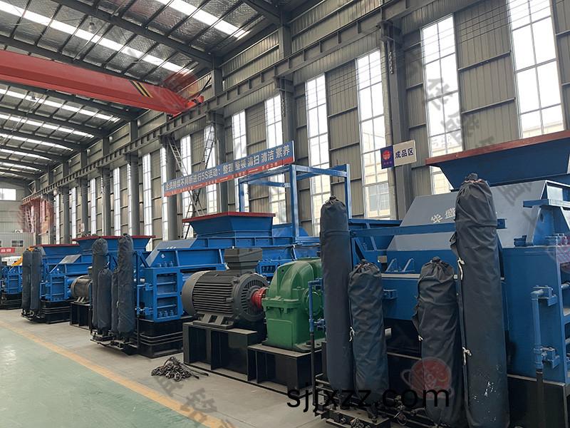河(he)卵石製砂機