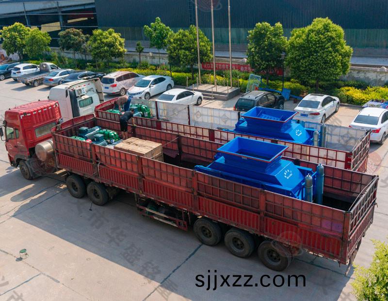 雙(shuang)齒輥破碎機(ji)